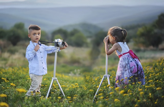 Jak stworzyć magię w fotografii dziecięcej?